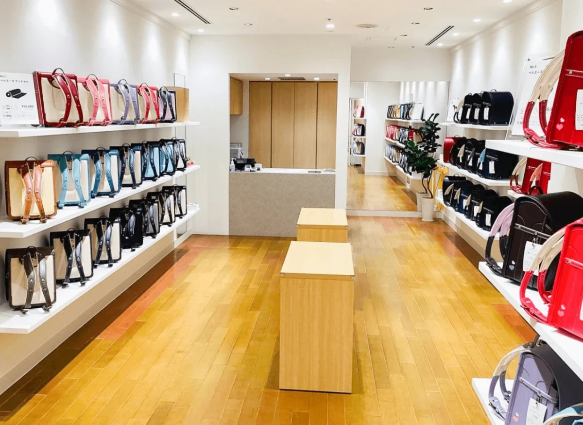 中村鞄製作所 福岡店